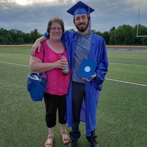 Meet your Posher, Leslie